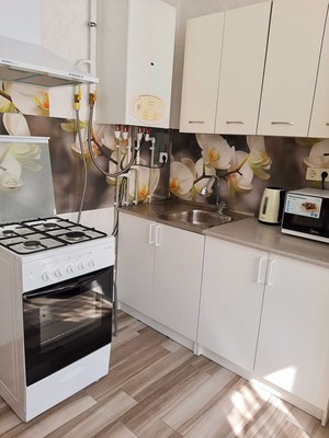 Продам однокомнатную (1-комн.) квартиру, Рождественская ул, 57к3, Анапа г
