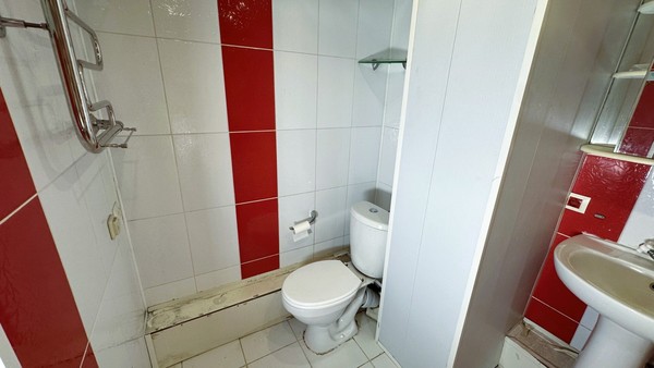 Продам двухкомнатную (2-комн.) квартиру, Больничная ул, 36А, Южно-Сахалинск г