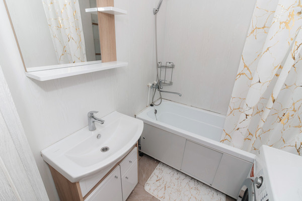 Продам двухкомнатную (2-комн.) квартиру, Елены Сагандуковой ул, 16, Ханты-Мансийск г