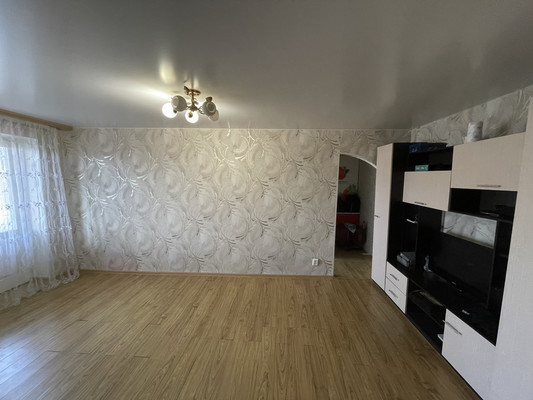 Продам двухкомнатную (2-комн.) квартиру, Строителей ул, 4, Михнево рп