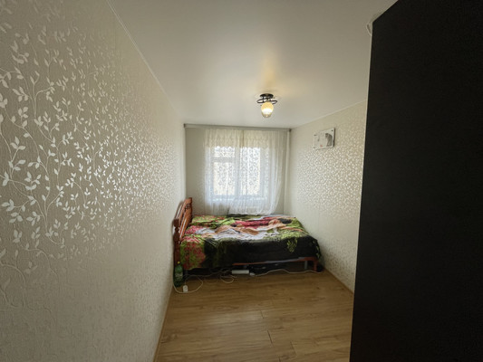Продам двухкомнатную (2-комн.) квартиру, Строителей ул, 4, Михнево рп