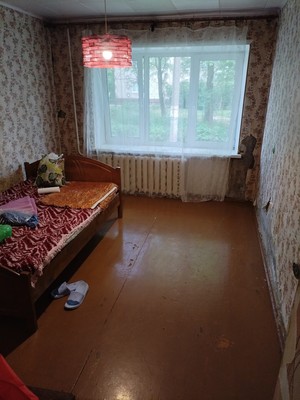 Продам двухкомнатную (2-комн.) квартиру, Революции ул, 3а, Алексин г