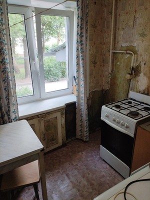 Продам двухкомнатную (2-комн.) квартиру, Революции ул, 3а, Алексин г