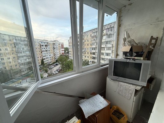 Продам однокомнатную (1-комн.) квартиру, Победы пр-кт, 214а, Симферополь г