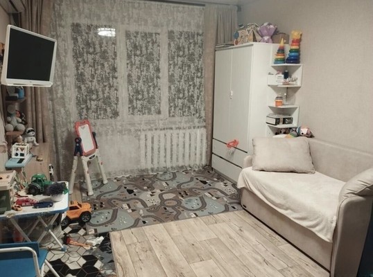 Продам двухкомнатную (2-комн.) квартиру, Радищева ул, 86, Симферополь г