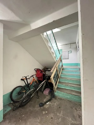 Продам двухкомнатную (2-комн.) квартиру, Малоземельская ул, 3, Новороссийск г
