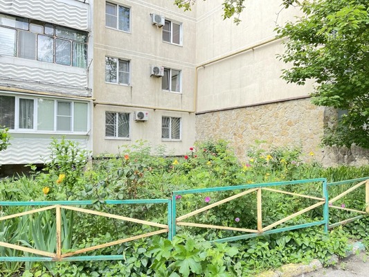 Продам двухкомнатную (2-комн.) квартиру, Малоземельская ул, 3, Новороссийск г