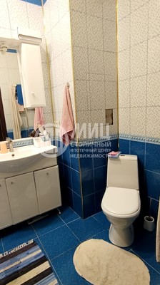 Продам двухкомнатную (2-комн.) квартиру, Ясная ул, 8, Апрелевка г