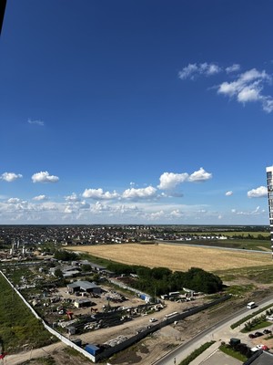 Продам трехкомнатную (3-комн.) квартиру, Командорская ул, 15, Краснодар г