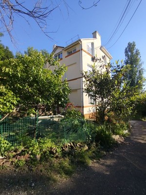 Продам трехкомнатную (3-комн.) квартиру, Пушкина ул, 19, Туапсе г