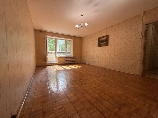 Продам однокомнатную (1-комн.) квартиру, Ореховый б-р, 7к2, Москва г