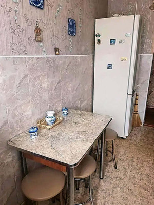 Продам двухкомнатную (2-комн.) квартиру, Островского ул, 10, Малаховка рп