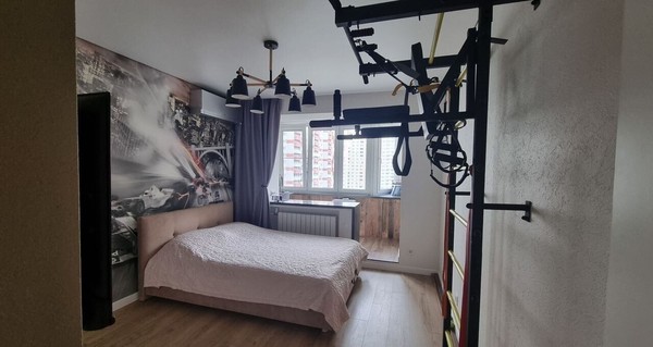 Продам многокомнатную квартиру, Лавриненко ул, 13к2, Москва г