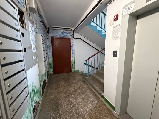 Продам трехкомнатную (3-комн.) квартиру, Маршала Жукова ул, 3, Симферополь г