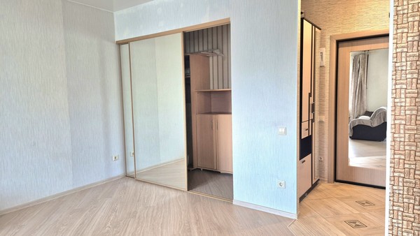 Продам однокомнатную (1-комн.) квартиру, Пушкинское ш, 13к1, Гатчина г