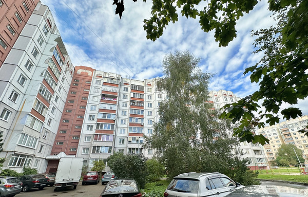 Сдам трехкомнатную (3-комн.) квартиру, Согласия ул, 8, Калининград г