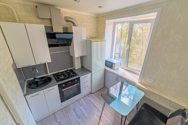 Продам двухкомнатную (2-комн.) квартиру, Циолковского ул, 33, Пенза г