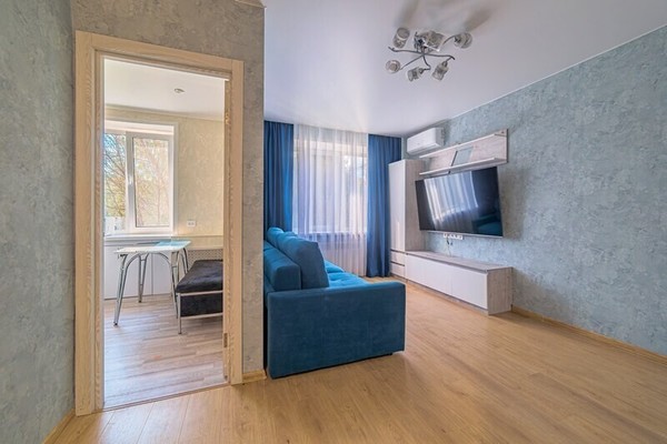 Продам двухкомнатную (2-комн.) квартиру, Циолковского ул, 33, Пенза г