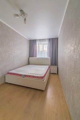 Продам двухкомнатную (2-комн.) квартиру, Циолковского ул, 33, Пенза г