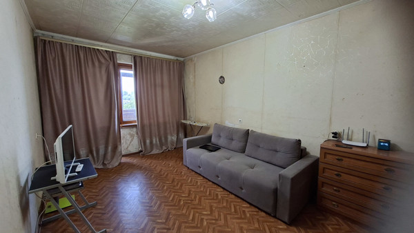 Продам однокомнатную (1-комн.) квартиру, Железнодорожная ул, 12, Симферополь г