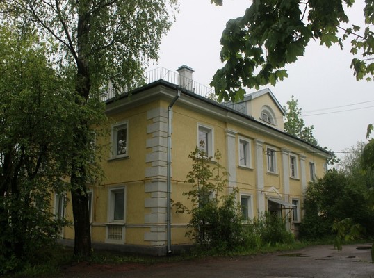 Продам комнату в 3-комн. квартире, Киевская ул, 9/2, Гатчина г