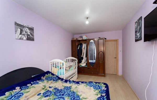 Продам двухкомнатную (2-комн.) квартиру, им. Евгении Жигуленко ул, 11к1, Краснодар г