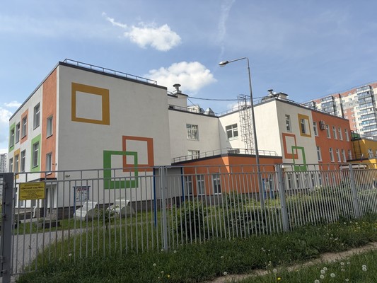 Продам однокомнатную (1-комн.) квартиру, Современников ул, 1Ак3, Новогорелово п