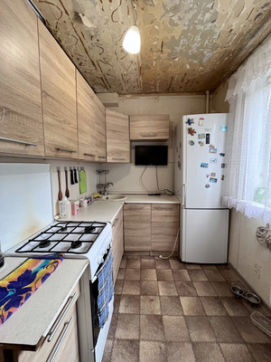 Продам двухкомнатную (2-комн.) квартиру, Дмитровская ул, 28, Базарово д