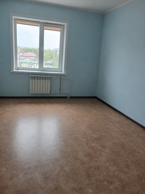 Продам двухкомнатную (2-комн.) квартиру, Западная ул, 12, Смирных пгт