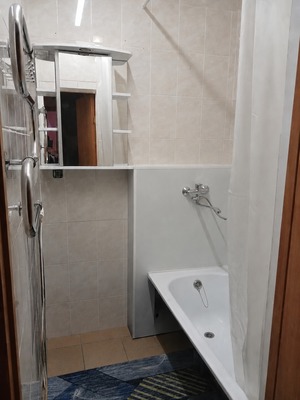 Продам двухкомнатную (2-комн.) квартиру, Западная ул, 12, Смирных пгт
