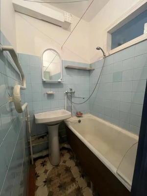 Продам двухкомнатную (2-комн.) квартиру, Маршальская ул, 25а, Казань г