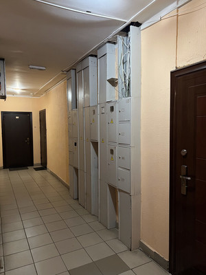 Продам двухкомнатную (2-комн.) квартиру, Хлебозаводской проезд, 1, Люберцы г