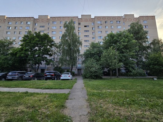 Продам трехкомнатную (3-комн.) квартиру, Первомайская (Климовск мкр.) ул, 3, Подольск г