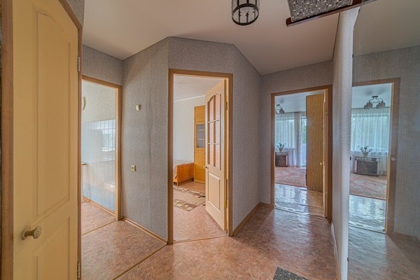 Продам трехкомнатную (3-комн.) квартиру, Клары Цеткин ул, 45, Пенза г