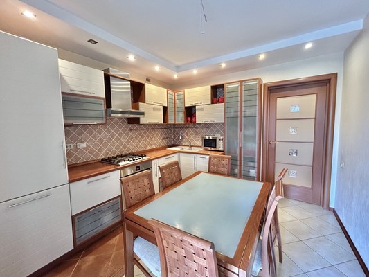 Продам двухкомнатную (2-комн.) квартиру, Рахманинова 1-й проезд, 4, Пенза г