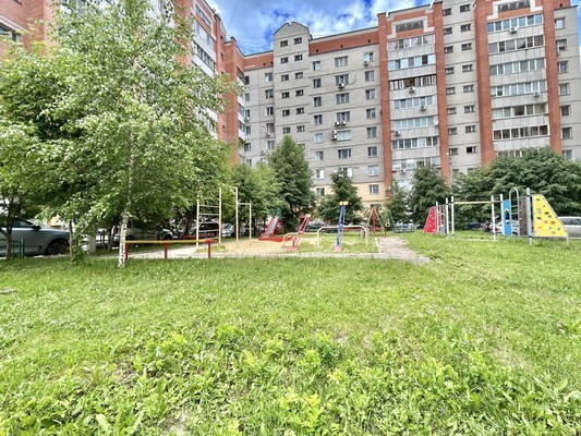 Продам двухкомнатную (2-комн.) квартиру, Рахманинова 1-й проезд, 4, Пенза г