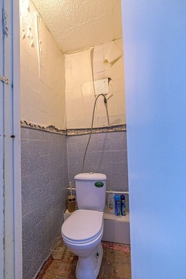 Продам комнату в 4-комн. квартире, Фабричная ул, 10, Пенза г