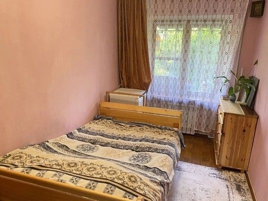 Продам двухкомнатную (2-комн.) квартиру, Чайковского (Центральный р-н) ул, 1, Сочи г