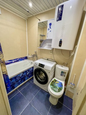 Продам двухкомнатную (2-комн.) квартиру, 2-й Микрорайон ул, 2, Эльбан рп