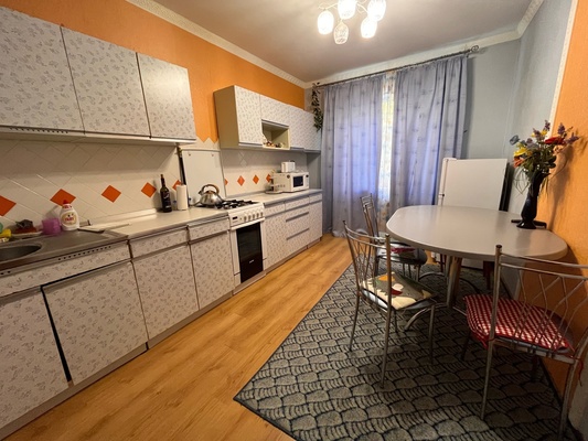 Продам двухкомнатную (2-комн.) квартиру, Новоселов ул, 30к3, Рязань г