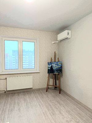 Продам двухкомнатную (2-комн.) квартиру, им. Героя Аверкиева А.А. ул, 15, Краснодар г