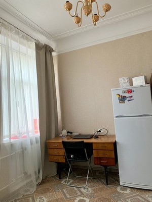 Продам комнату в 7-комн. квартире, 8-я В.О. линия, 49, Санкт-Петербург г