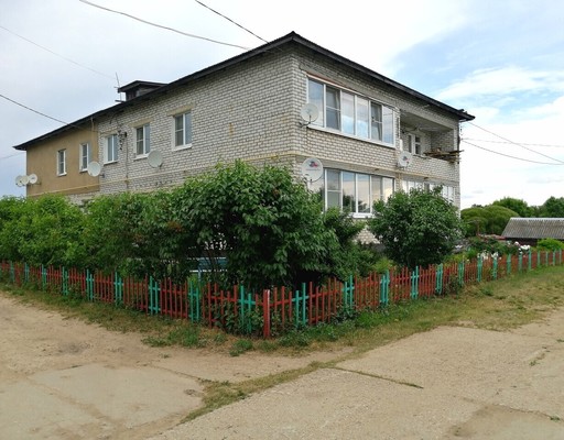 Продам двухкомнатную (2-комн.) квартиру, Строителей ул, 8, Купанское с