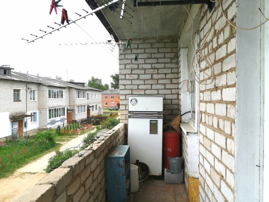 Продам двухкомнатную (2-комн.) квартиру, Строителей ул, 8, Купанское с