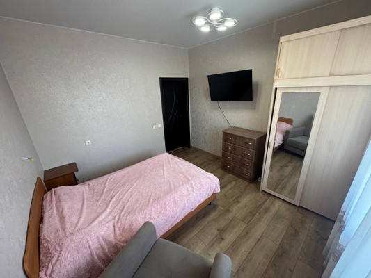 Продам дом, Кедровая ул, 30, Комсомольск-на-Амуре г, 0 км от города