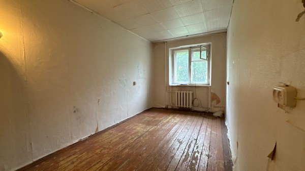 Продам комнату в 2-комн. квартире, Мира б-р, 7, Миасс г