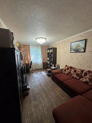 Продам двухкомнатную (2-комн.) квартиру, Таганрогская ул, 139/8, Ростов-на-Дону г