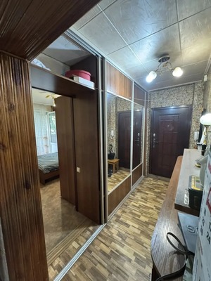 Продам двухкомнатную (2-комн.) квартиру, Таганрогская ул, 139/8, Ростов-на-Дону г