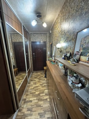 Продам двухкомнатную (2-комн.) квартиру, Таганрогская ул, 139/8, Ростов-на-Дону г