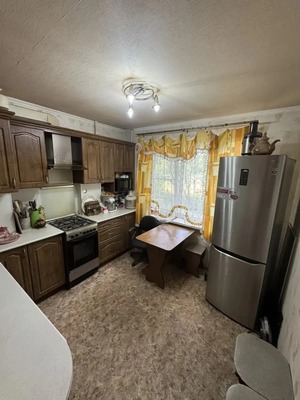 Продам двухкомнатную (2-комн.) квартиру, Таганрогская ул, 139/8, Ростов-на-Дону г